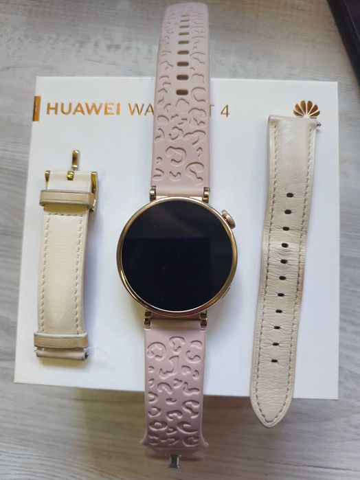 Ceas smart Huawei Watch GT 4, 42mm alb, în stare bună de funcționare.