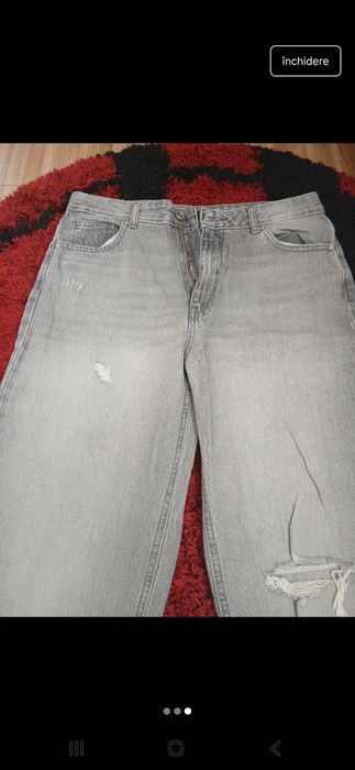 Blugi rupți,stare foarte bună