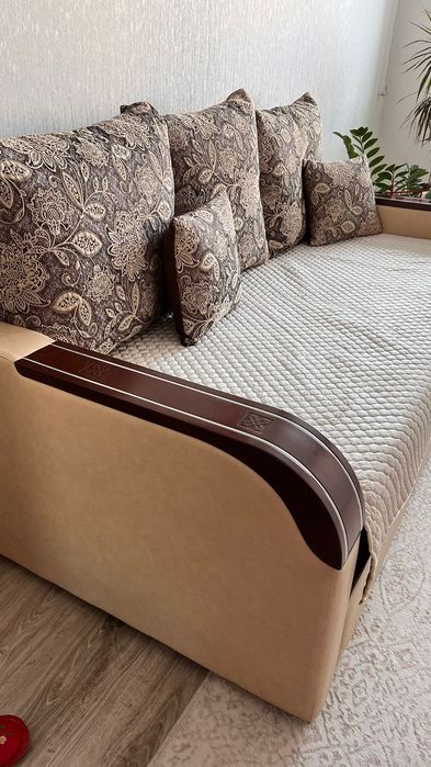 Продам диван,в отличном состояни