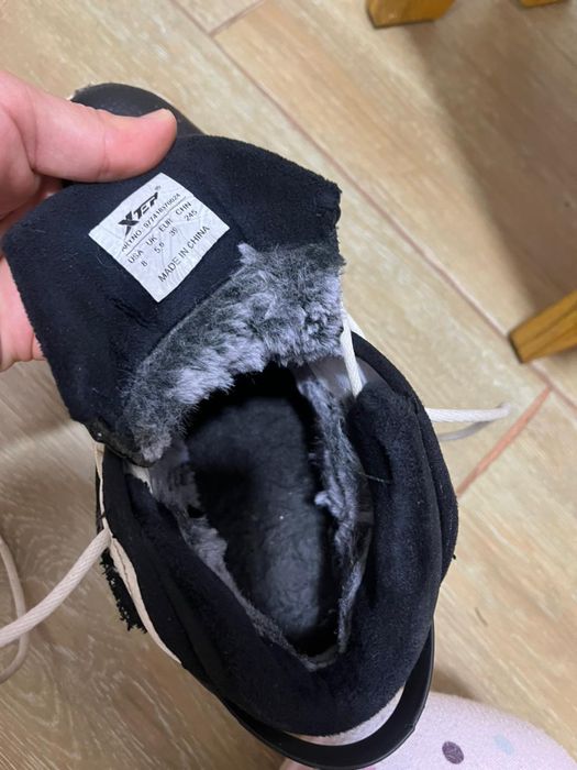 Кроссовки зимние