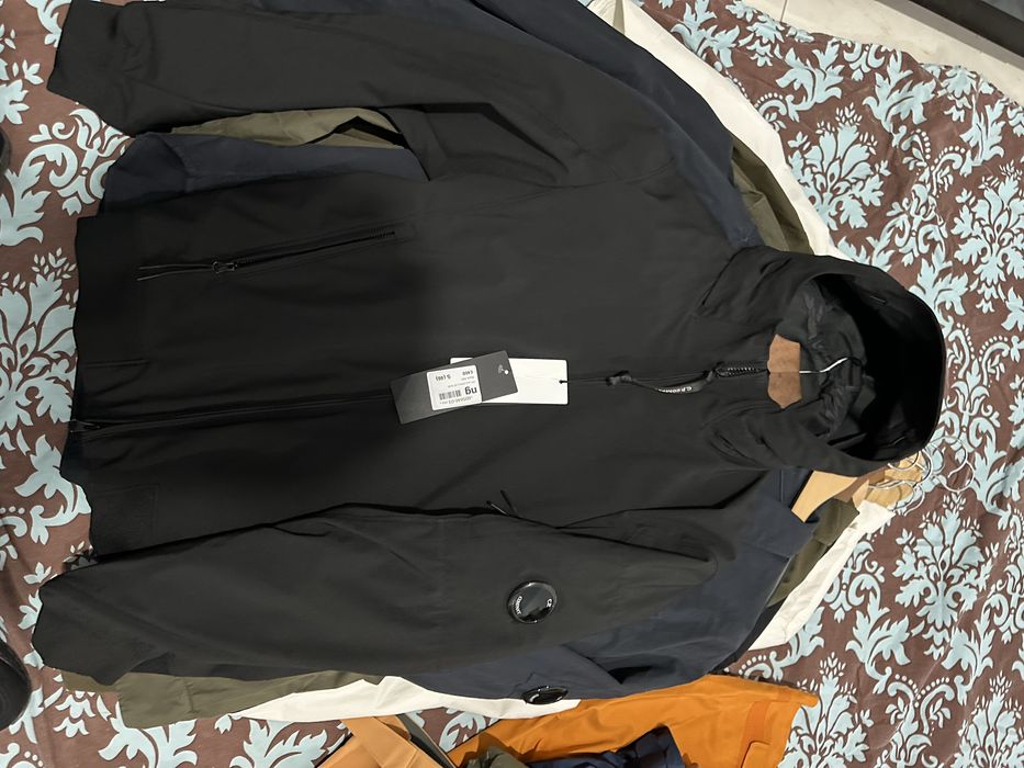 Geaca C.P company nou cu eticheta marimea S