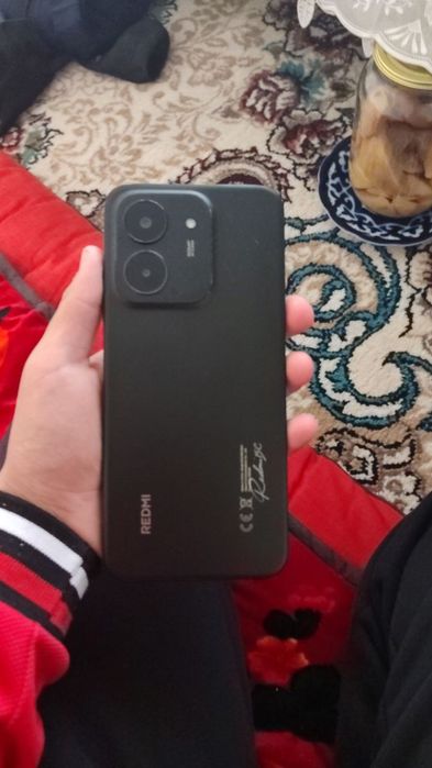 Redmi 15C 128 tali karobka  bor obmen bor redmi note 14 ga redminote12