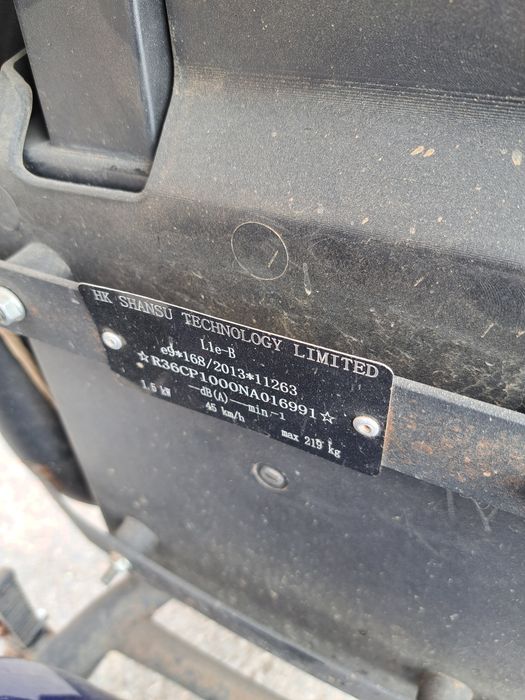 De vânzare scuter electric.