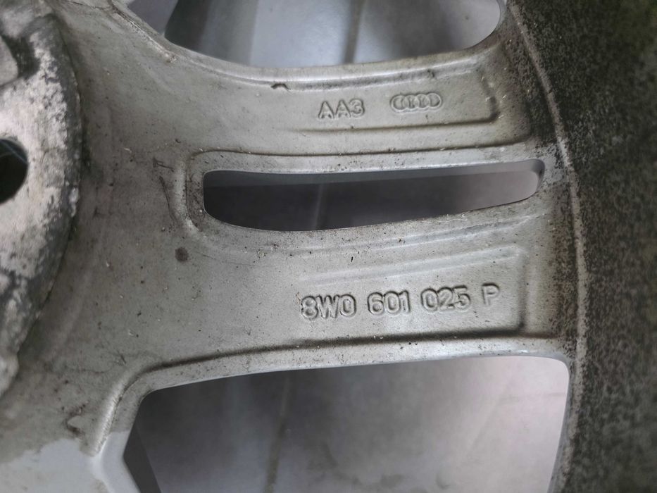 Джнати 17 - Audi