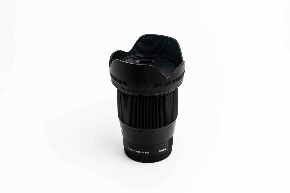 Обектив SIGMA F 1.4 DC DN (SONY E-mount) Като нов!