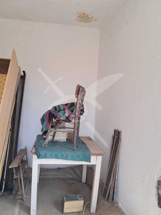 Продава се Къща в Карнобат - 80 кв.м за 250 €/кв.м - Снимка #12