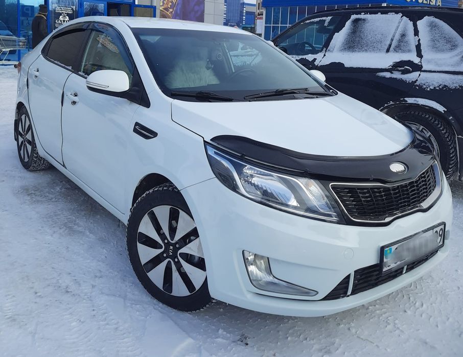 Продам машину  Kia Rio
