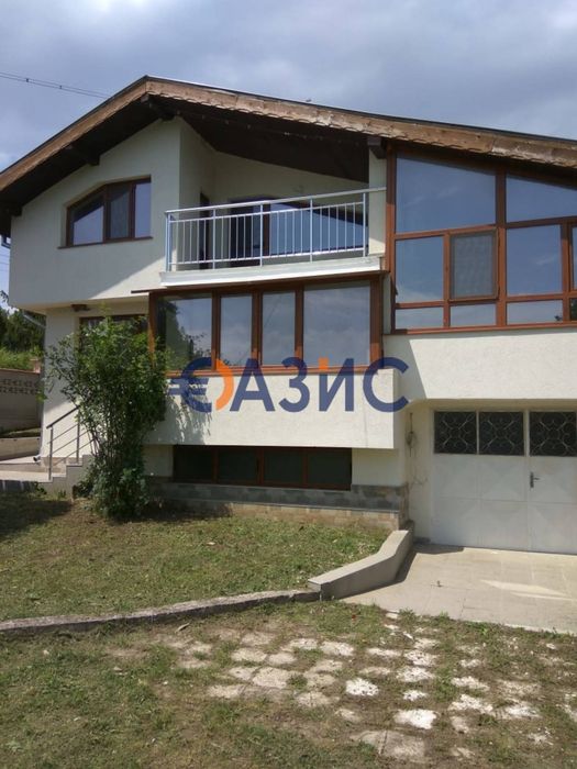 Продава се Къща в с. Детелина, Област Варна - 370 кв.м за 595 €/кв.м - Снимка #1