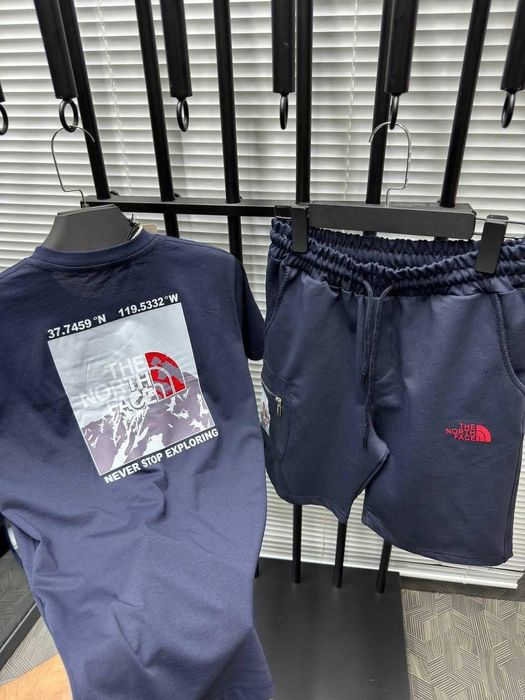 Compleu Barbati North Face