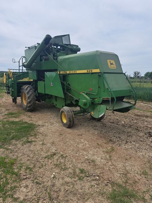 Vand combină john deere