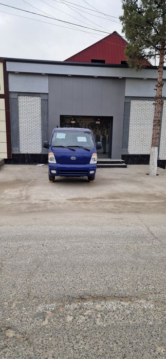 Киа бонго срочно сотилади