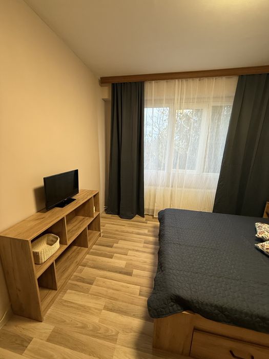 Дава се под наем Тристаен апартамент в Добрич, Дружба 2 - 103 кв.м за 357 € - Снимка #8