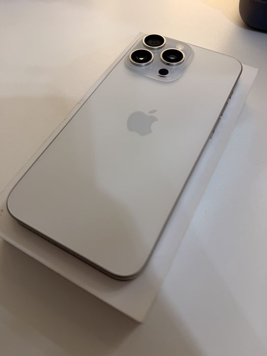 Продам iphone 15 pro max 90% АКБ