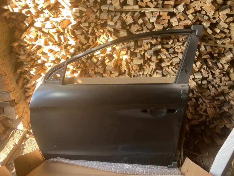 Дверь левый новый дубликат елантра