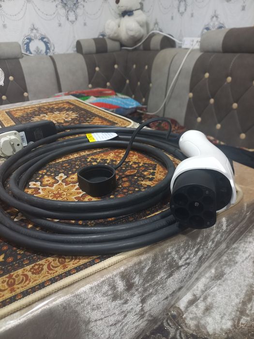 BYD Универсаль  Зарядник сотилади