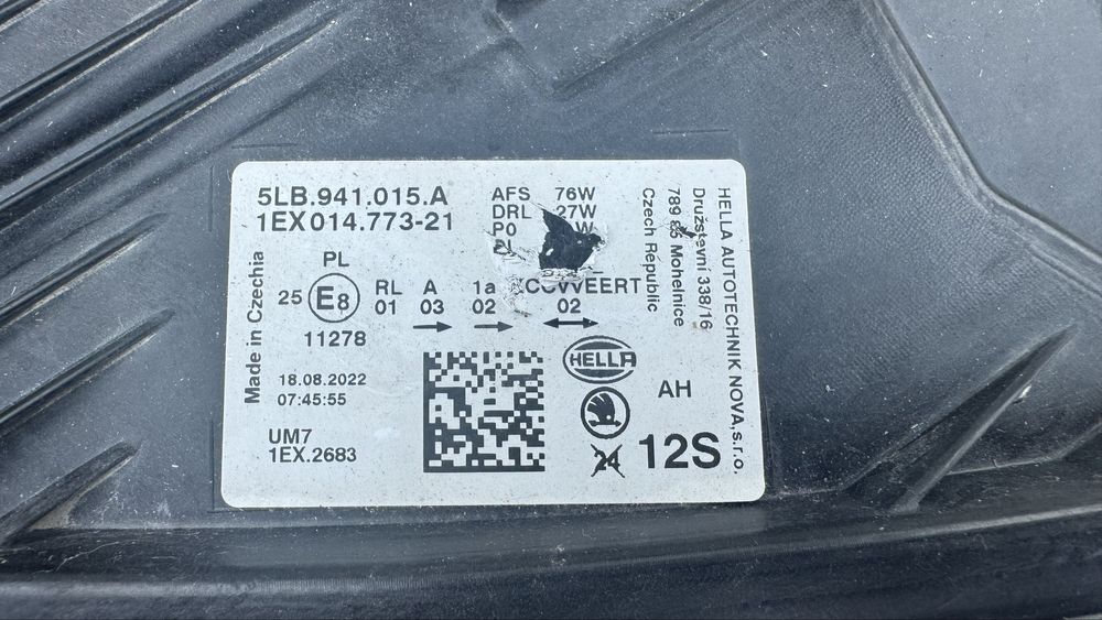 Фар фарове SKODA Enyaq