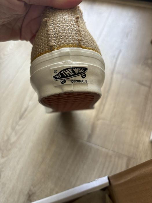 Нови кецове Vans