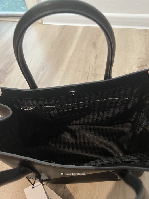 Продавам чанта Karl Lagerfeld