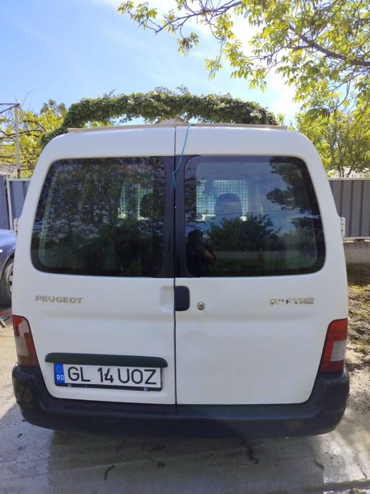 Vând peugeot partner 2007