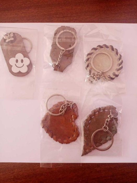 Ключодържатели от естествена кожа