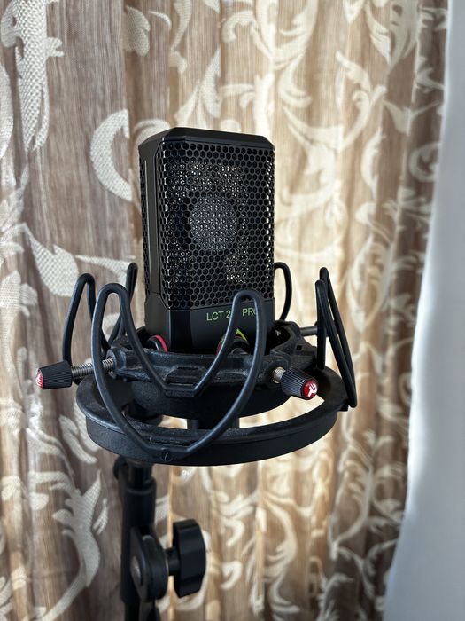 Lewitt 240 pro microfon studio