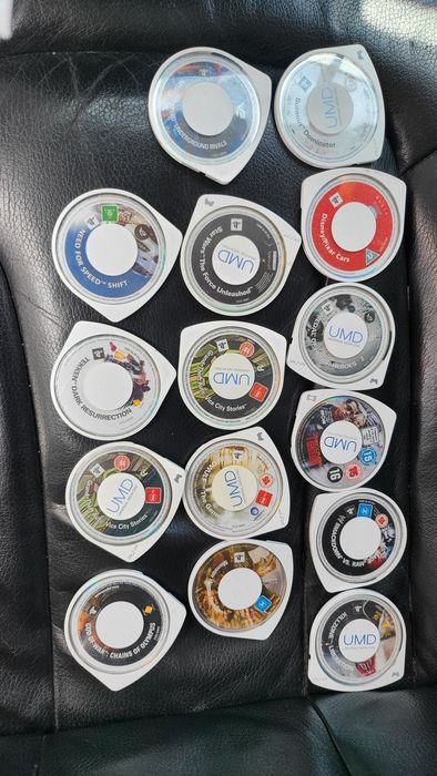 Геймърски аксесоар за Sony PSP калъфи мемори карти