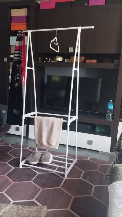 Вешалка для одежды