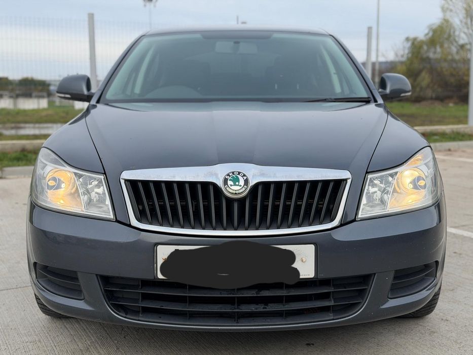 Piese accesorii dezmembrez skoda octavia 2