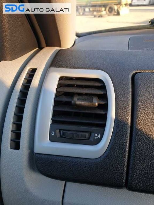 Gura Grila Grile Aer Aerisire Ventilatie Bord Stanga Skoda Fabia 2 2007 - 2014