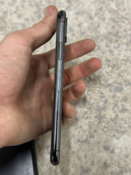 Айфон в хорошем состоянии