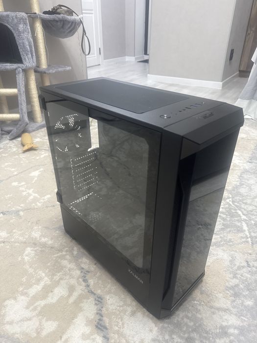 Корпус Zalman Z8 TG