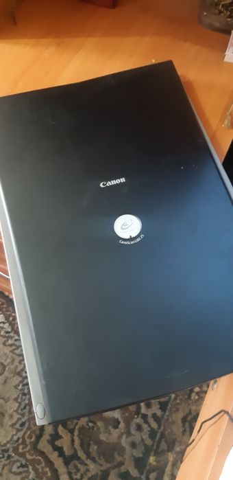 Сканер Canon Lide 25