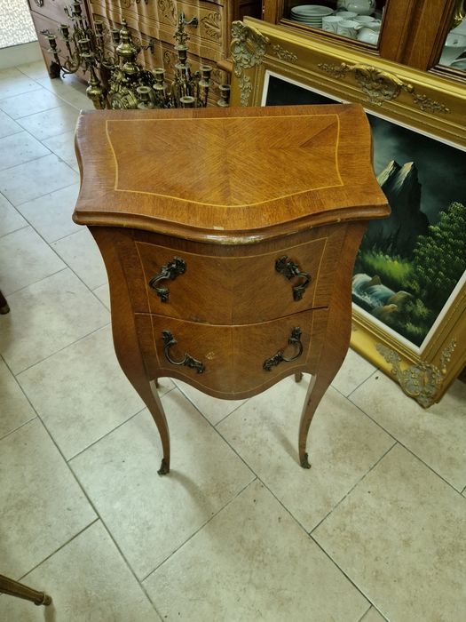 Старо английско антикварно дървено шкафче скрин масив