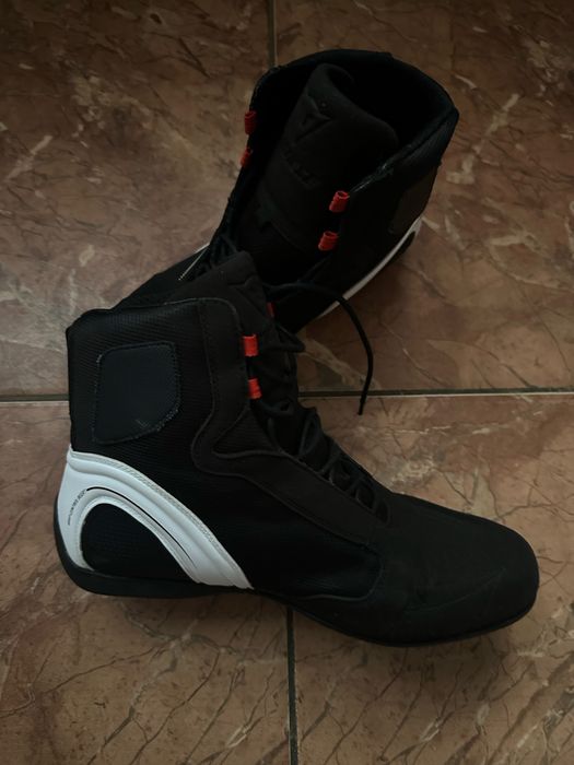 Vând Pantofi Dainese Moto