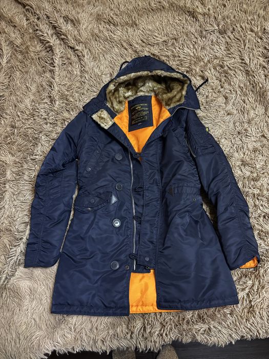 Куртка зимняя женская