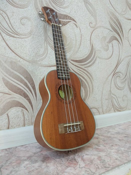 Продам новый Укулеле