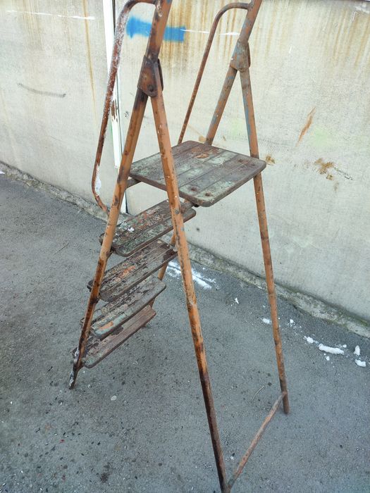 Стремянка Советская.