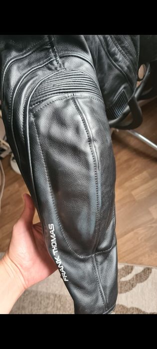 Geacă de piele, mărimea 52 ( L )