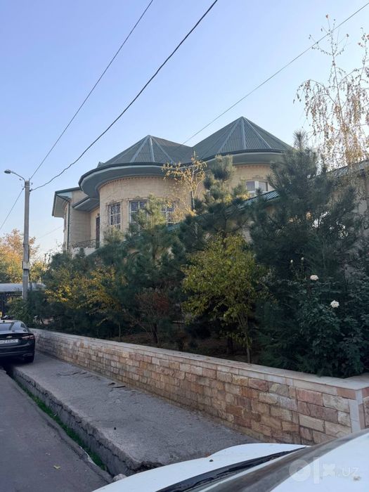 Mirzo Ulug’bek tumanid 9 sotixli evro dom sotiladi