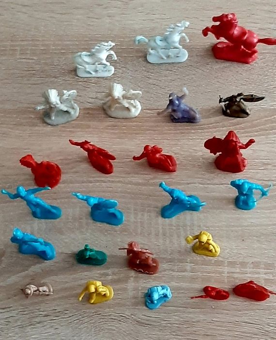 Мини играчки от яйцакрасива блузка-слонче,ръчно плетиво до3год,