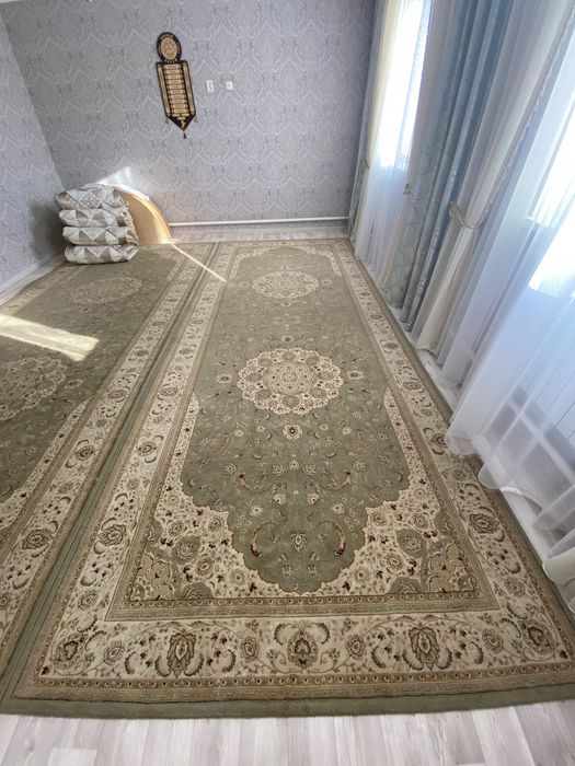 Кілем сатлады.