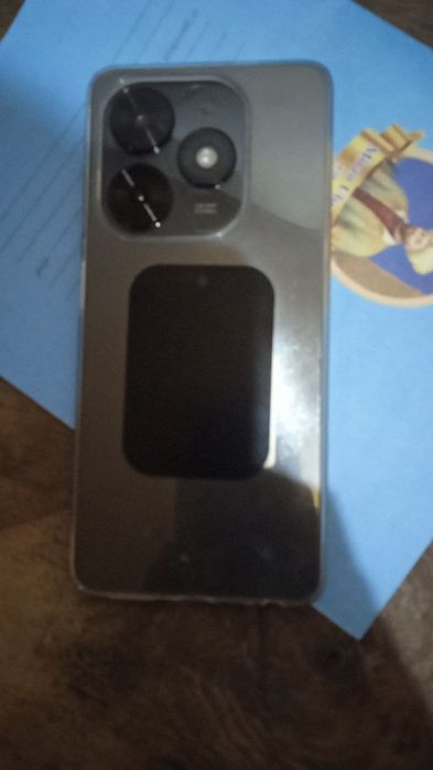 Texno spark 2024 использован полтора месяца в  новом састаяни