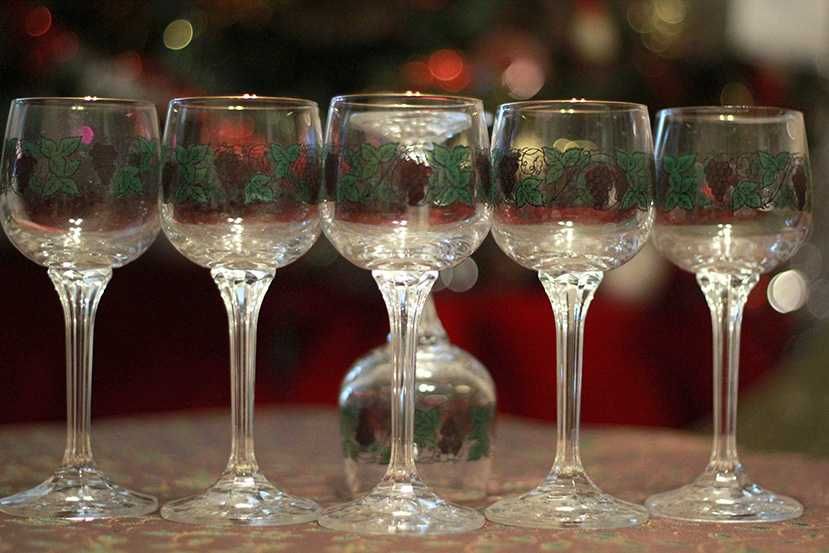 Винтажные фужеры "Виноград" тонкое богемское стекло. Комплект 6 штук