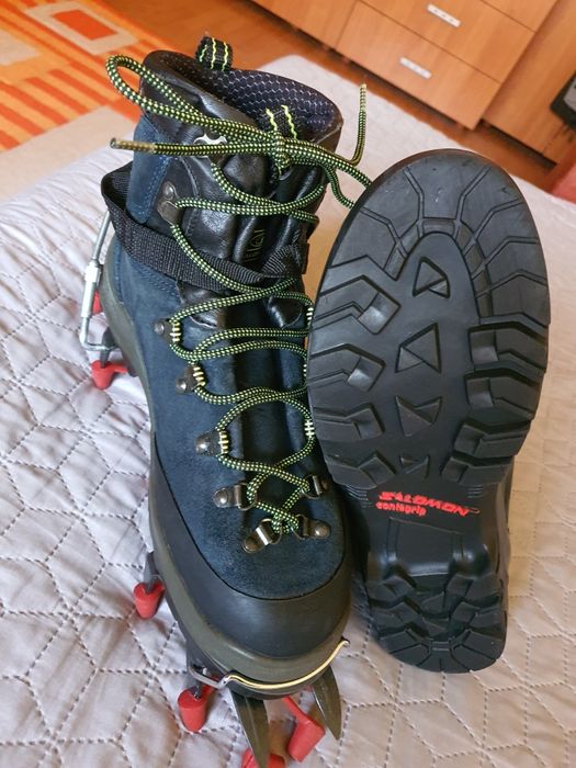 Bocanci tehnici alpinism Salomon si coltari