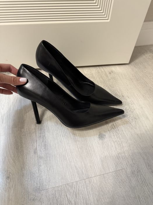 Туфли ZARA 40 размер