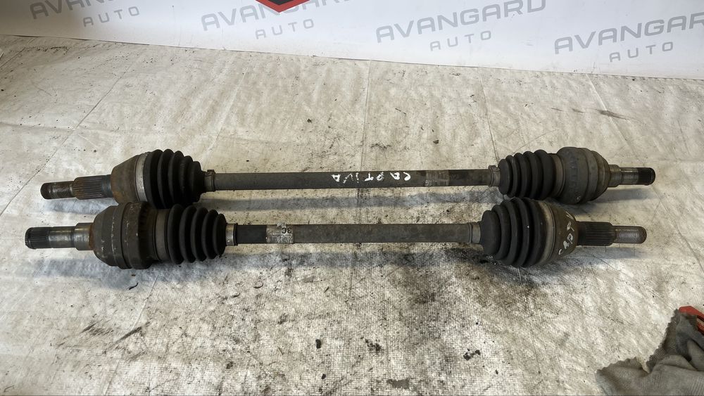 Chevrolet Captiva 06- задни полуоски