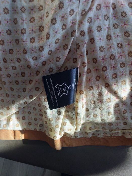 Sacou  piele dama ,pielea este foarte moale