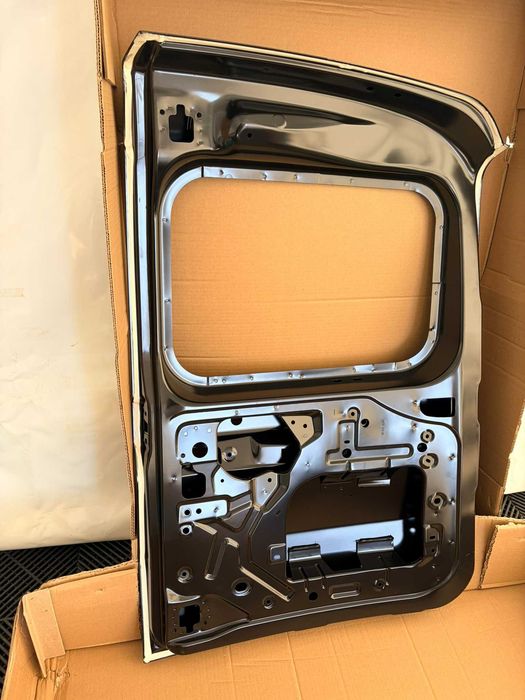 Usa stanga spate batanta Dacia MCV noua originala Dacia