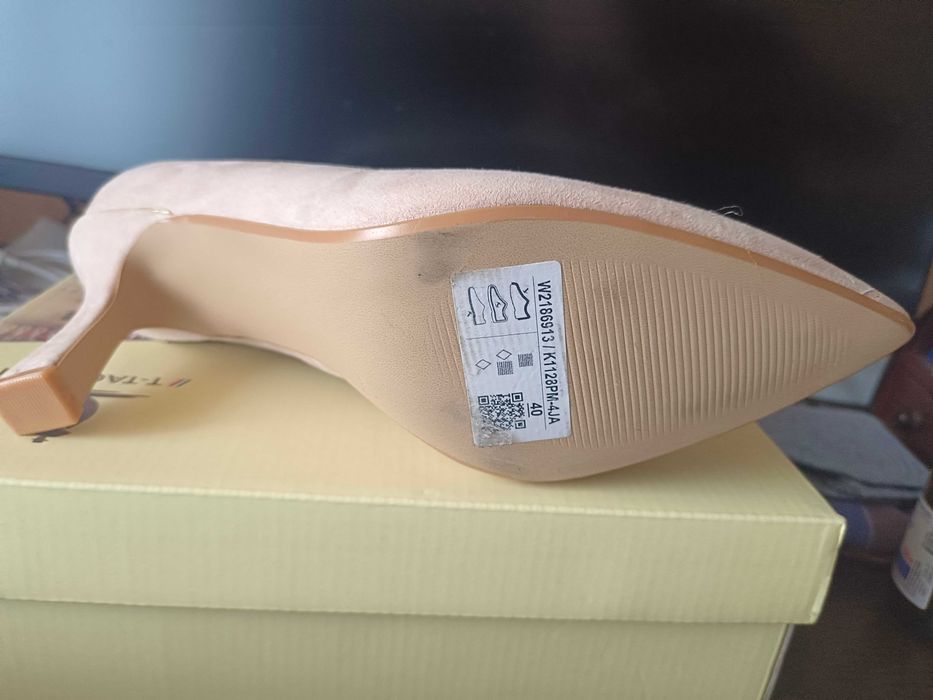 Продам туфли женские