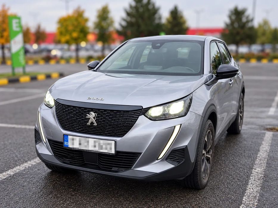 Peugeot 2008 2023 benzină, 15.591 € — imagine 1